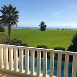 וילה Budget Escape To The Seaside לרנקה