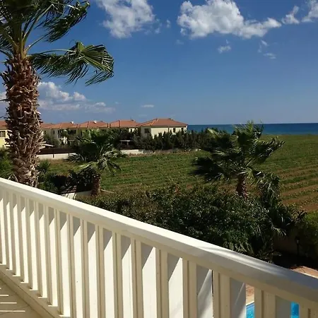 Budget Escape To The Seaside Larnaca