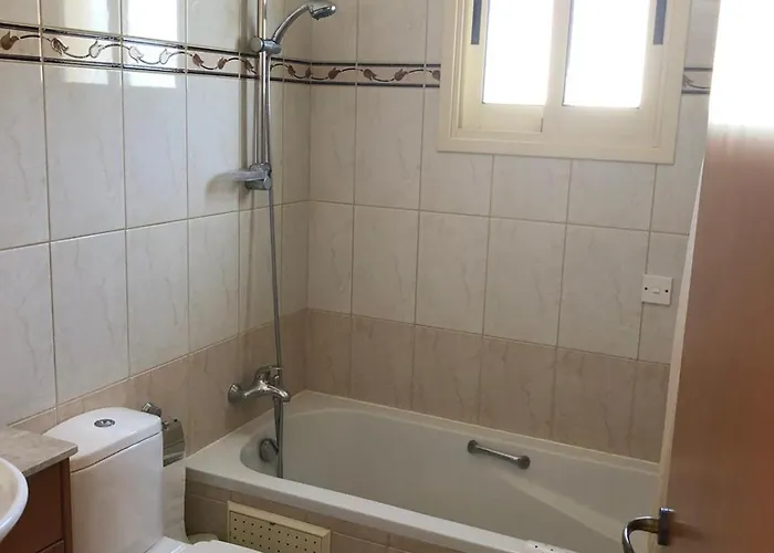 Budget Escape To The Seaside *